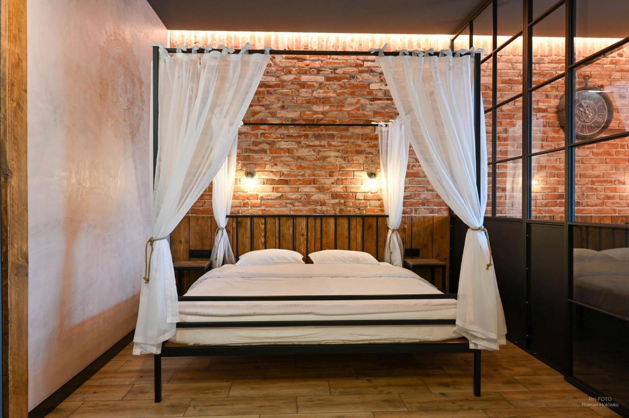 Aparthotel Mamma Mia - Oświęcim Exteriör bild