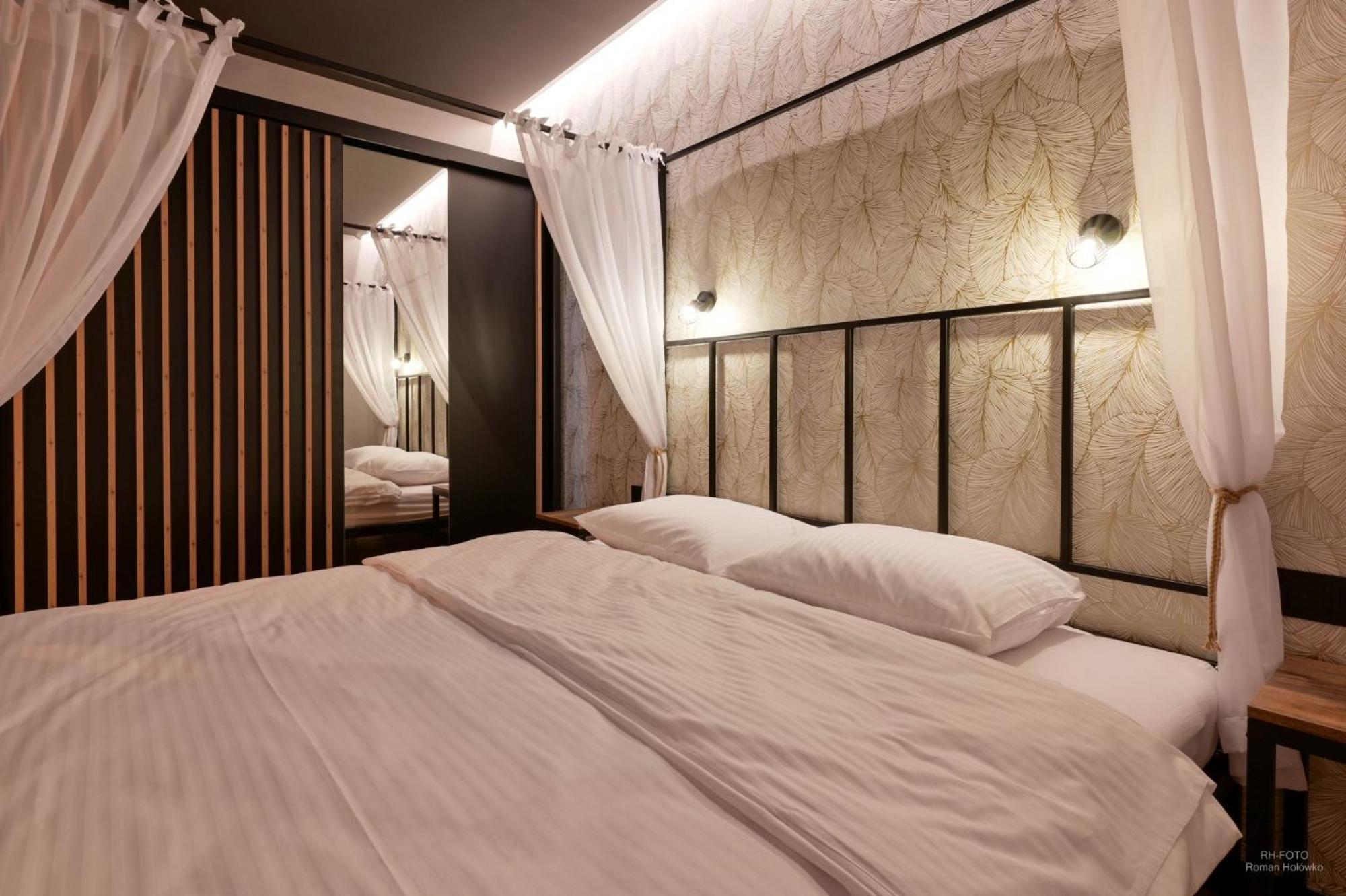 Aparthotel Mamma Mia - Oświęcim Exteriör bild