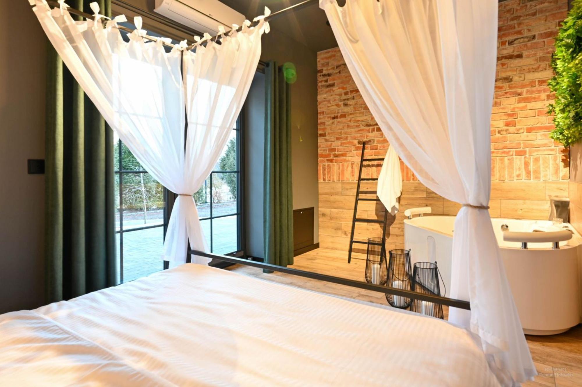 Aparthotel Mamma Mia - Oświęcim Exteriör bild